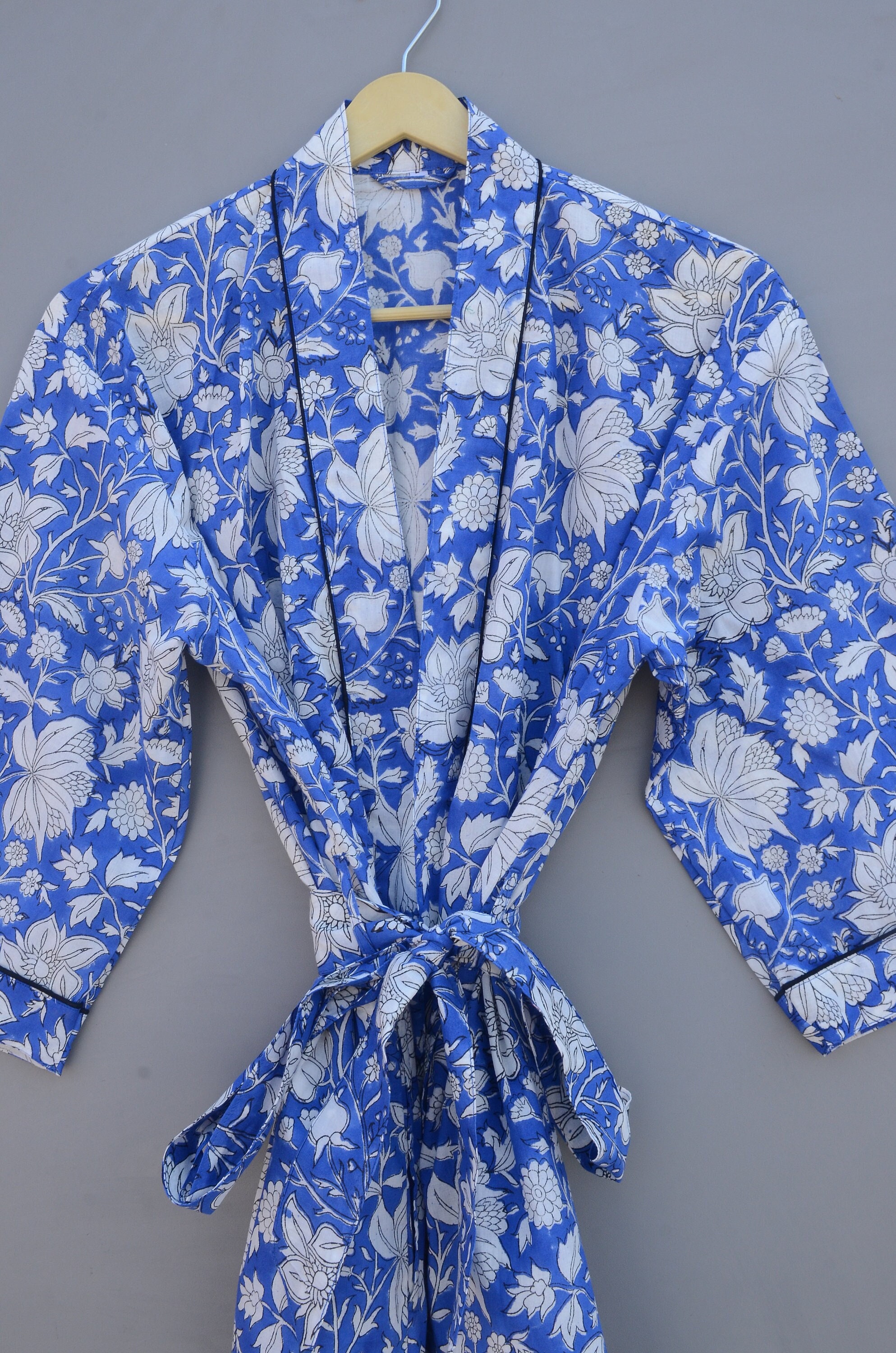 Bata tipo kimono 100 % algodón con estampado azul, bata de dama de honor con estampado a mano, ropa de dormir de verano, kimono con estampado orgánico de talla única en oferta.