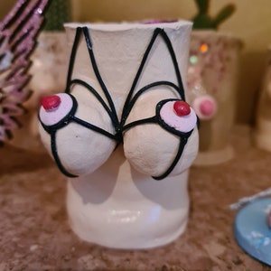 Tetas Pot (Suzie)