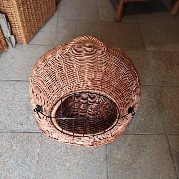 Small dog carrier, dog basket for small dogs, wicker dog basket, pet basket, wicker rattan pet carrier, cat basket