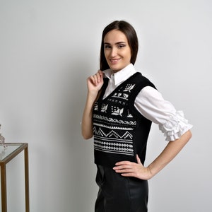 KNITTED VEST, Knitted sweater vest, V-neck Woolen Sweater, Women vest wool, Knit vest, Comfy vest, Sweater vest women, Wool sweater vest image 4