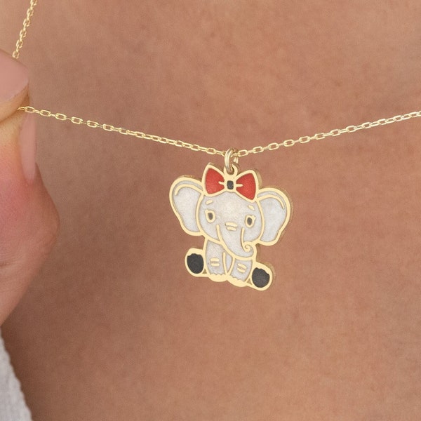 Collier éléphant en émail - cadeau fête des mères - pendentif bébé éléphant - joli collier éléphant - délicat collier en émail - cadeau pour enfant