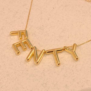 Collar con nombre personalizado, collar con letra de globo personalizado, plata de ley 925, regalo para ella, joyas para Navidad y el Día de la Madre