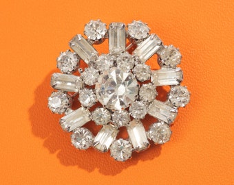 Stunning Weiss Rhinestone Brooch with Clear Large Stones in Silver Tone Setting