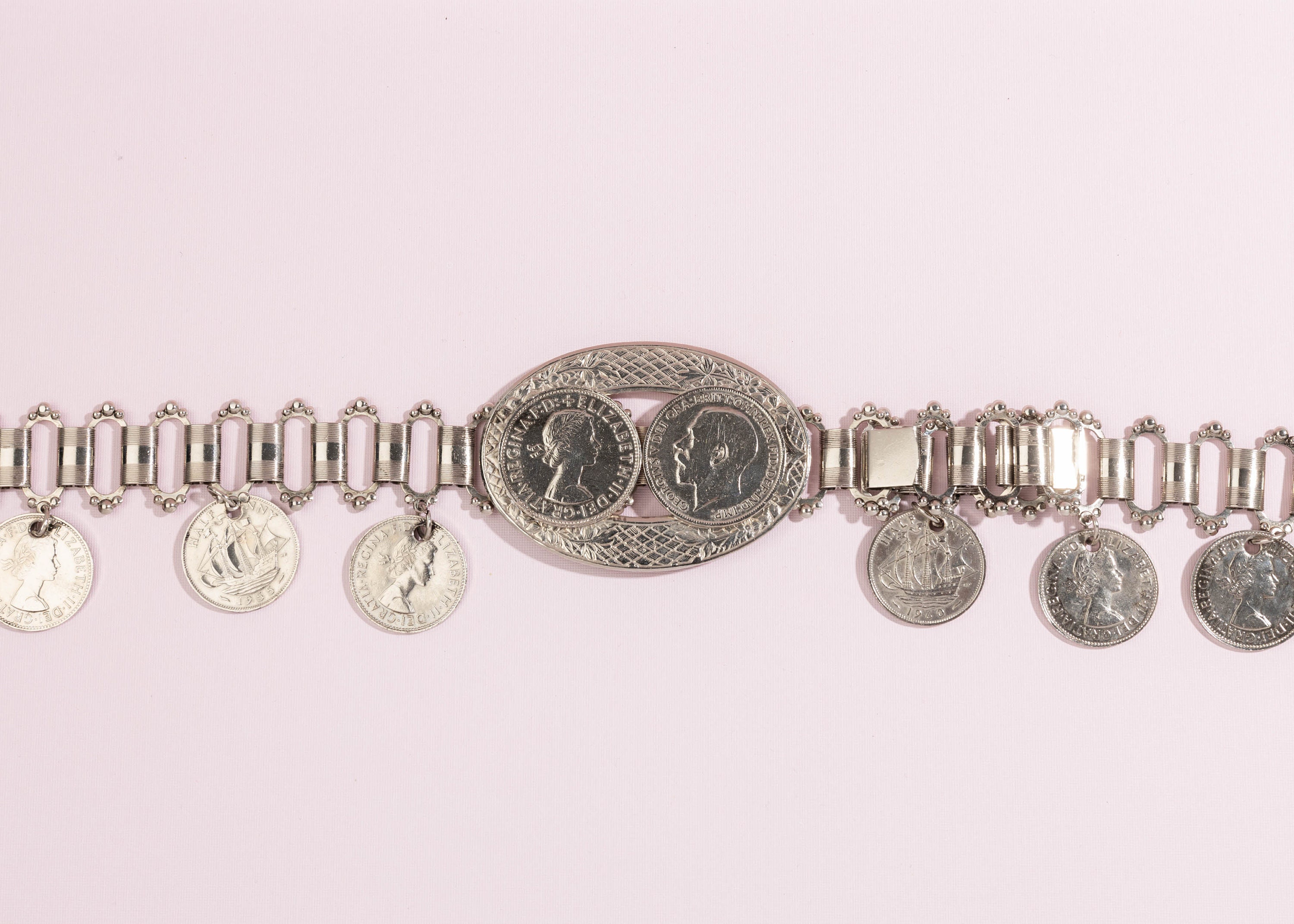 Coin belt silver tone 18 English coins 30\