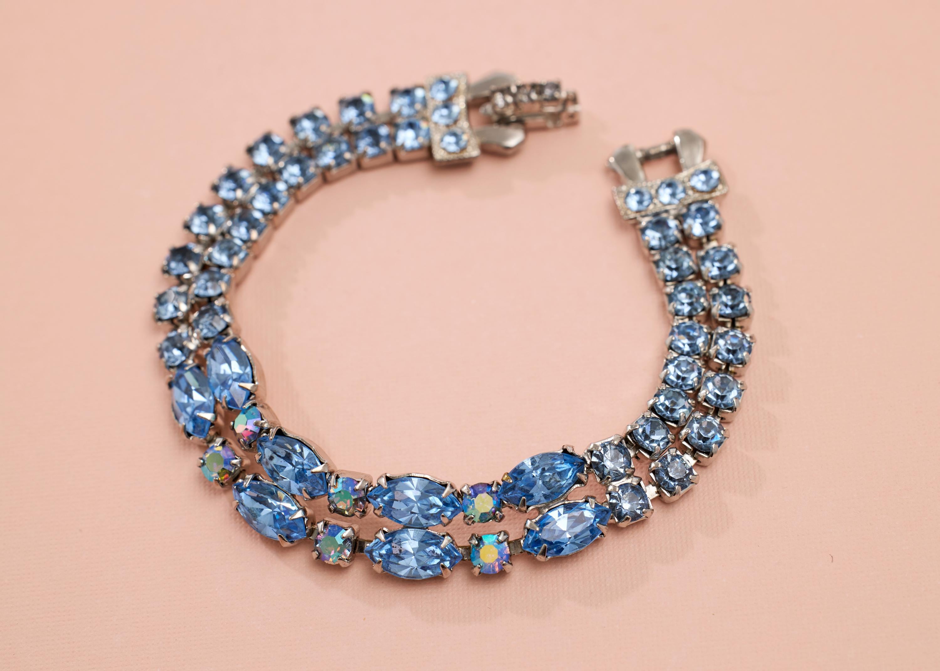 Vintage Weiss Rhinestone Bracelet – Light Blue Marquise  display picture 2