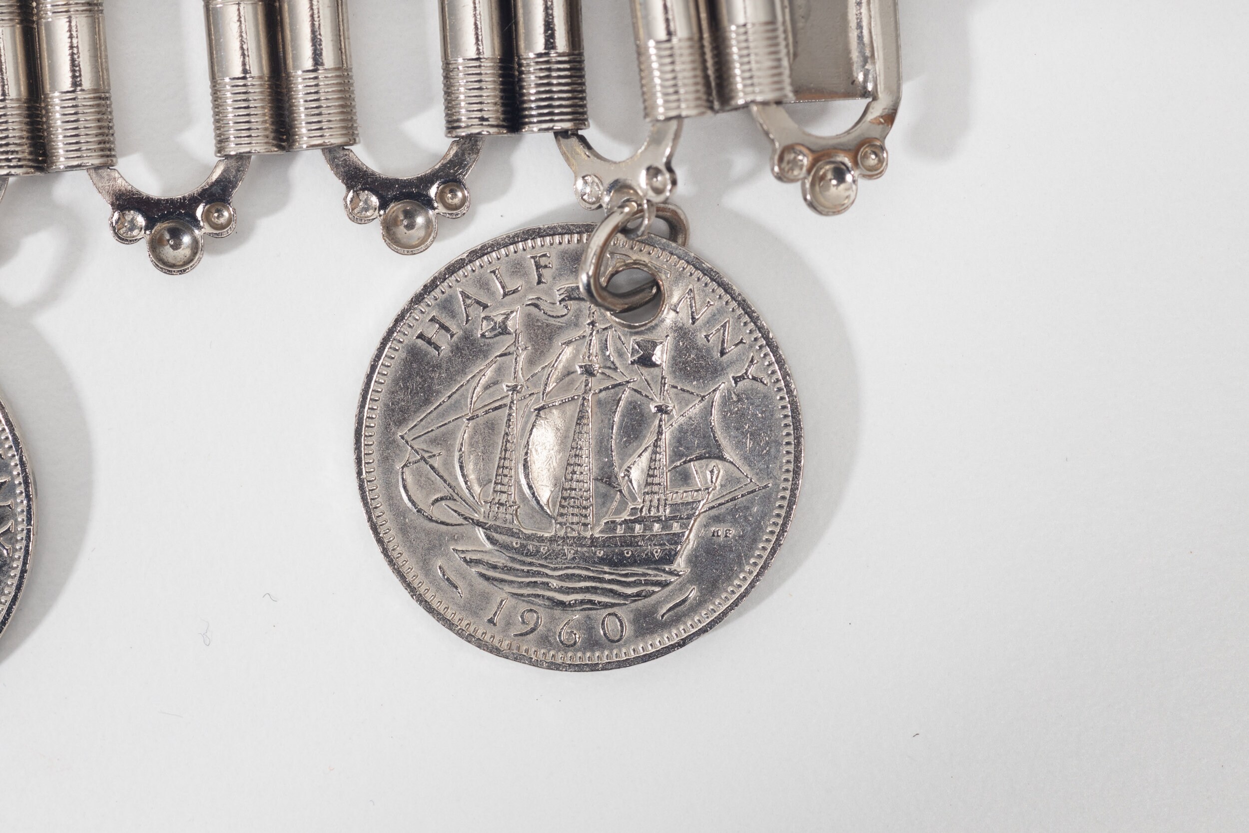 30” Coin Belt Silver Tone Loop Chain Belt With 18 English  display picture 1