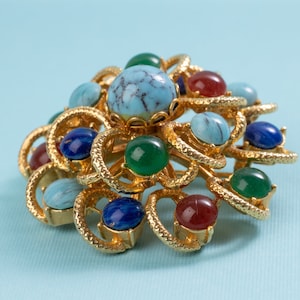 Vintage Gold Tone Wreath Pendant Brooch with Multicolor Cabochon Stones (Turquoise, Green, Red, Blue)