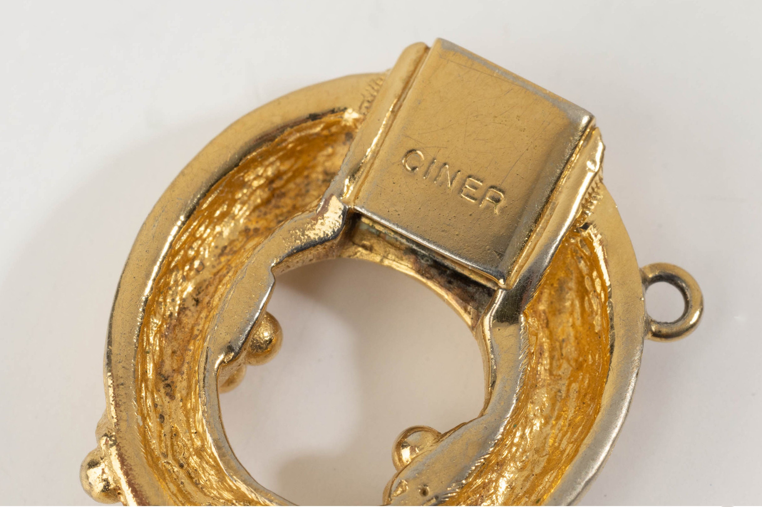 CINER サイナー ヴィンテージ ブレスレット 金色 CINER サイナー ヴィンテージ ブレスレット 金色 Ciner In Vintage