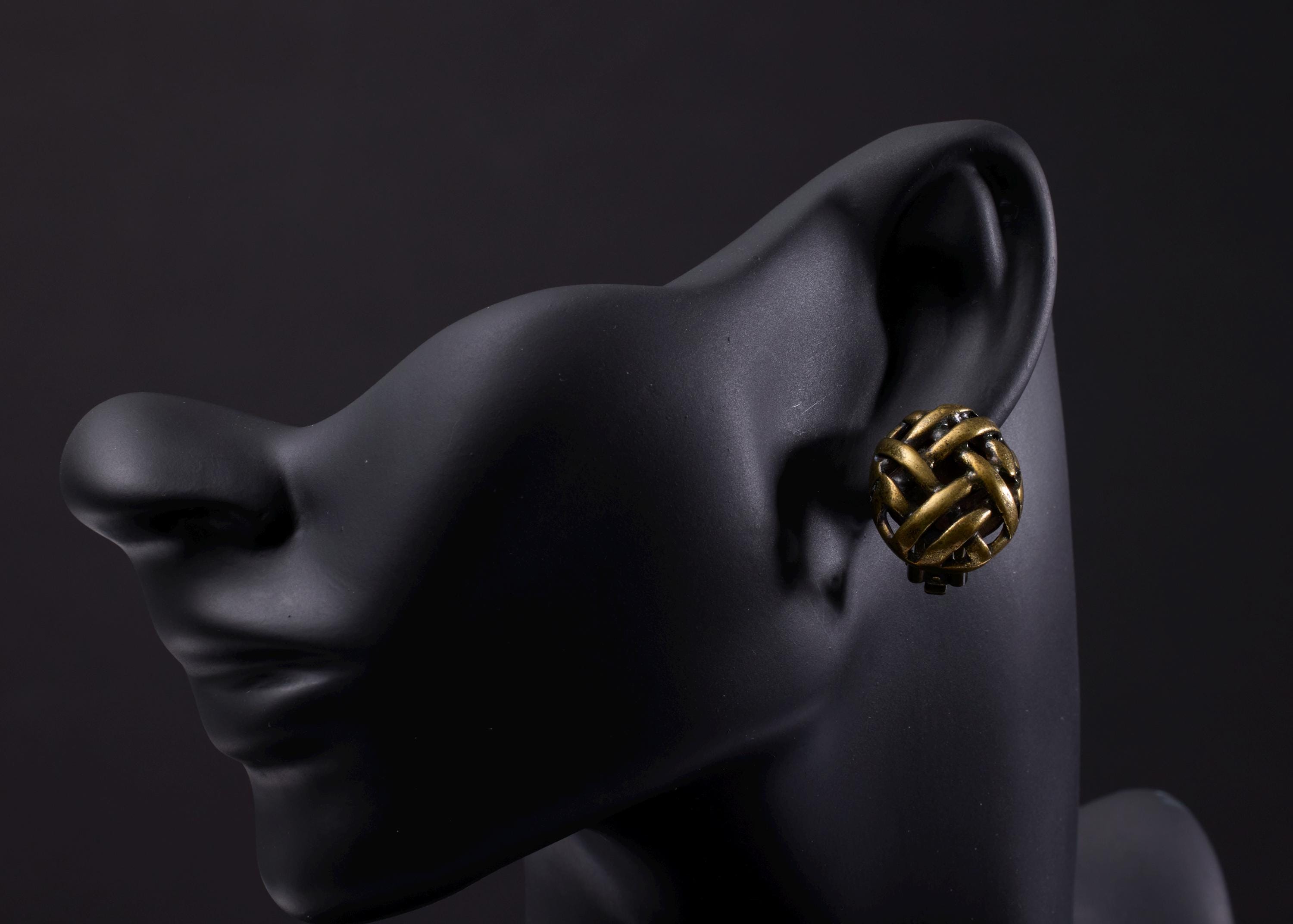 Giorgio armani earrings - Etsy 日本