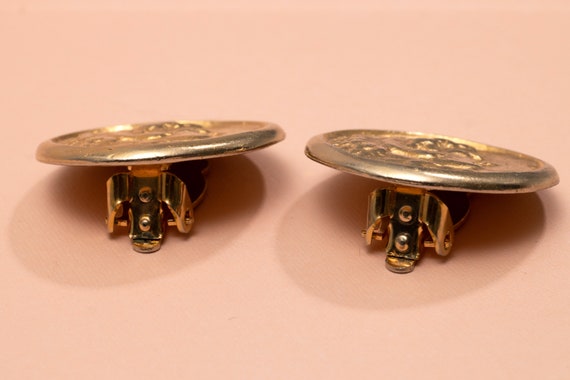 Vintage Gold-Tone Roman Greek Soldier Coin Earrin… - image 7