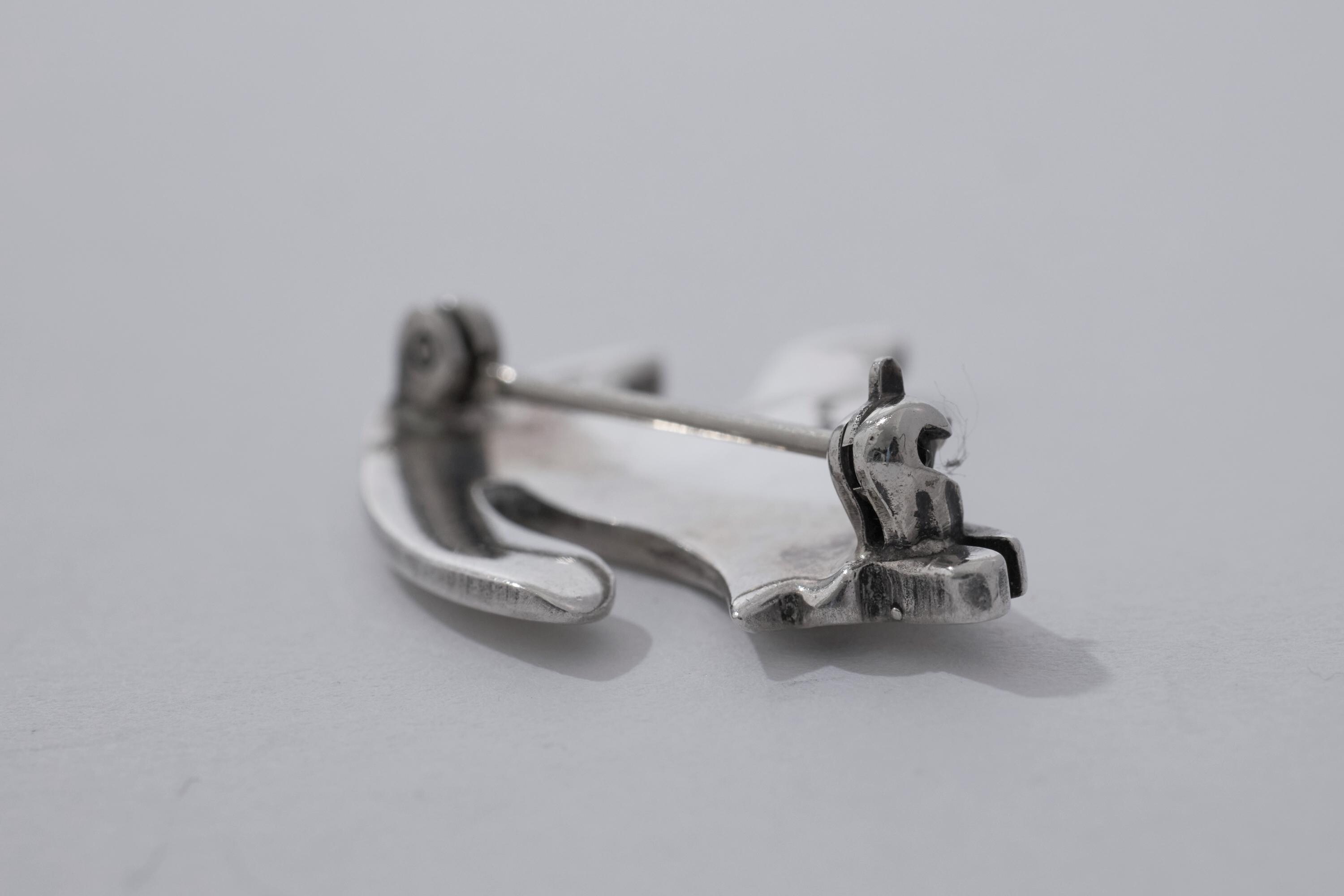 Sterling Silver Howling Coyote Pin – Tom David, Navajo Artisan, 1 