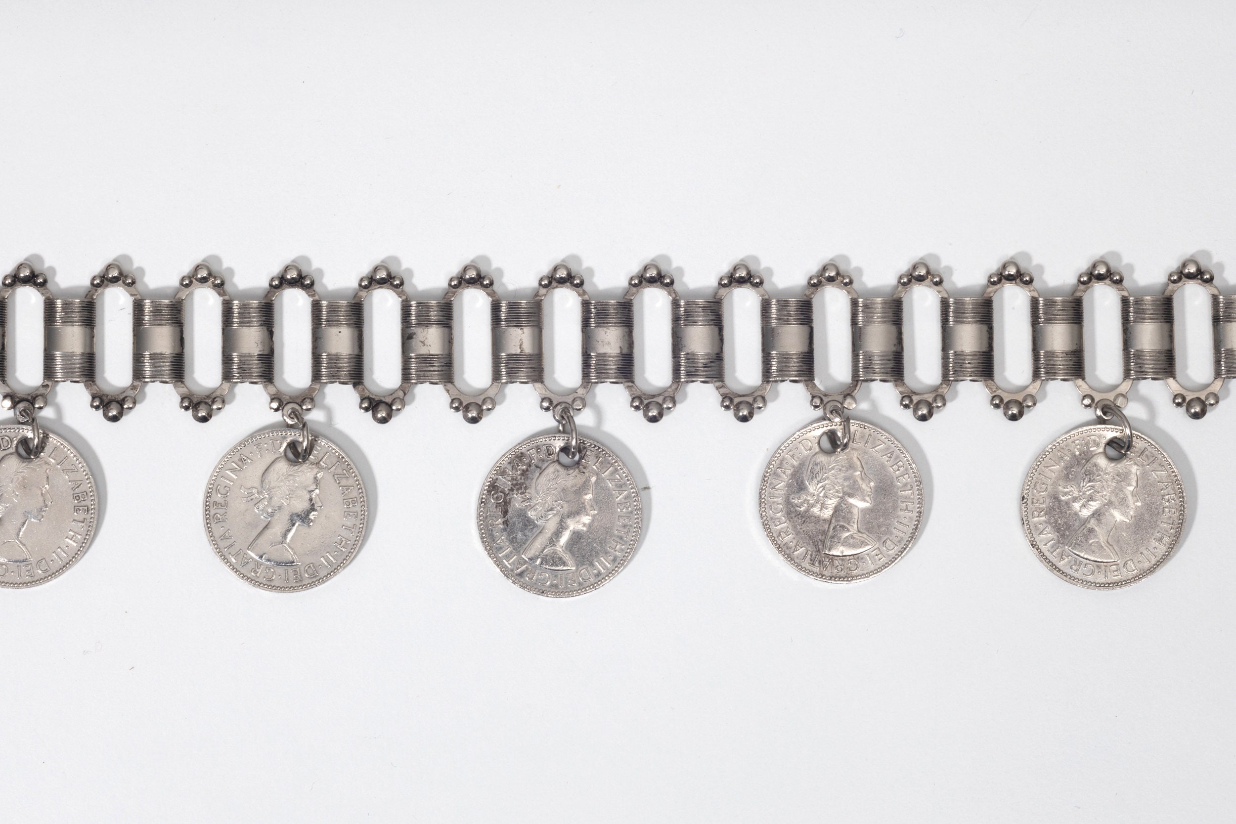30” Coin Belt Silver Tone Loop Chain Belt With 18 English  display picture 2