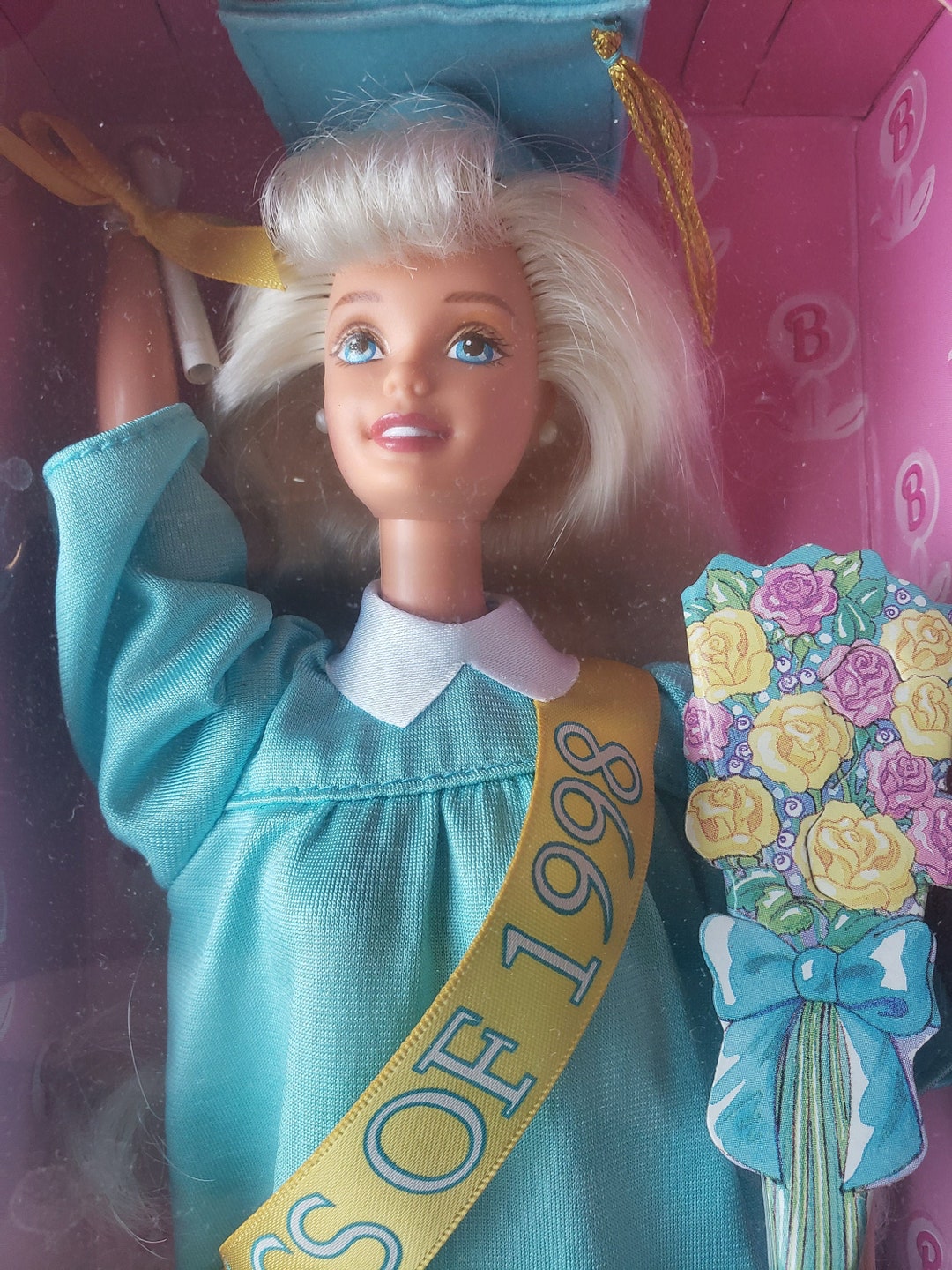 Graduation barbie 1998 sale