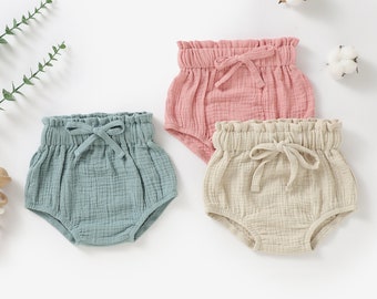 Bio Baumwolle Musselin Baby Pumphose Shorts | Gender Neutrale Kleidung | Neugeborenen Geschenk
