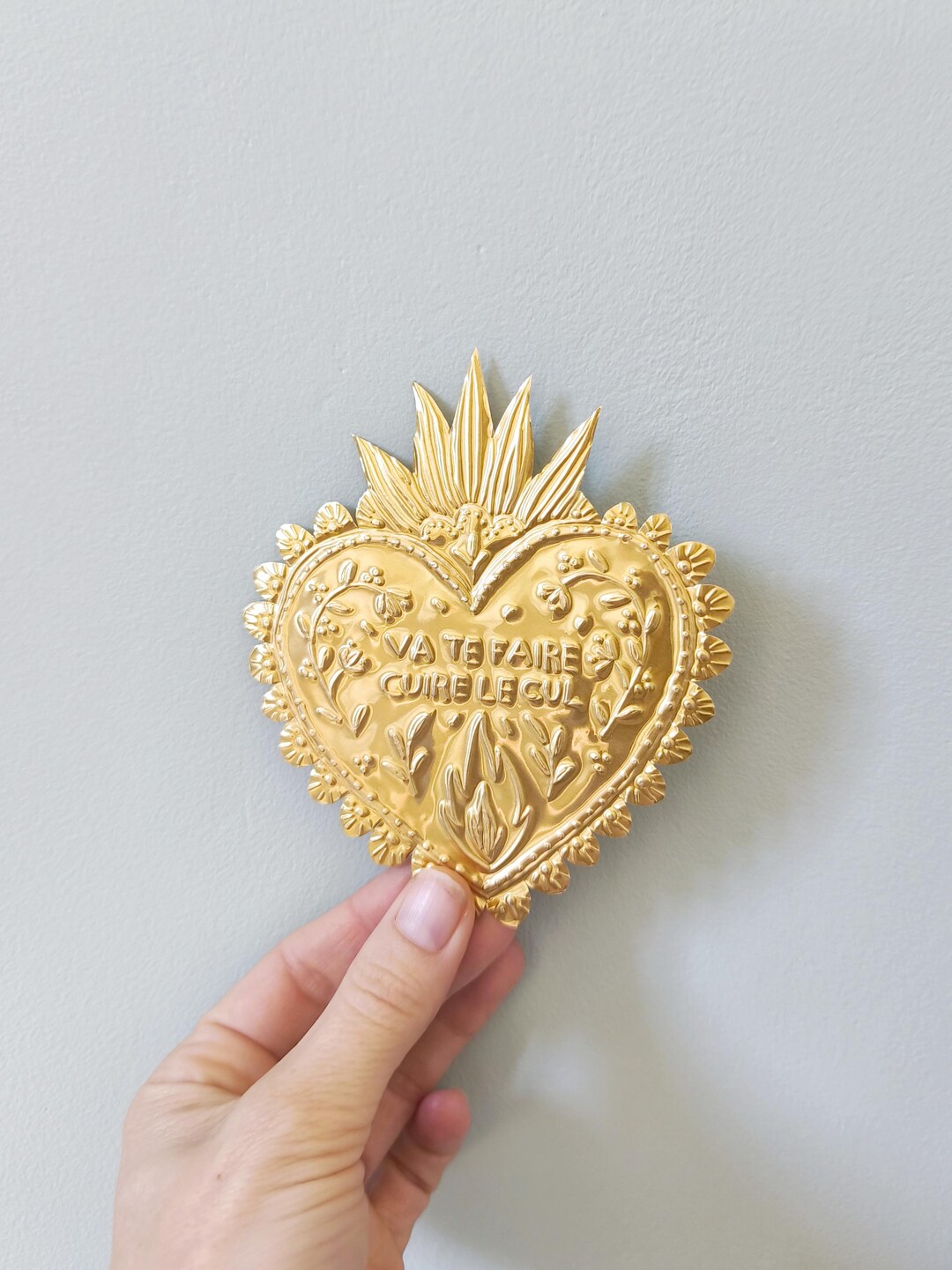 Magnifique Broche Vintage Années 50-60, Style Rococo, Métal Doré Avec Cabochon Perlé - Pièce Unique !