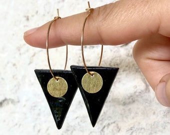 Boucles d'oreilles triangles noirs / Bijoux / Céramique