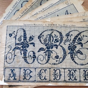 monogrammi punto croce del XIX secolo da Riga, alfabeto punto Abc, schema punto croce digitale, punto croce floreale vintage