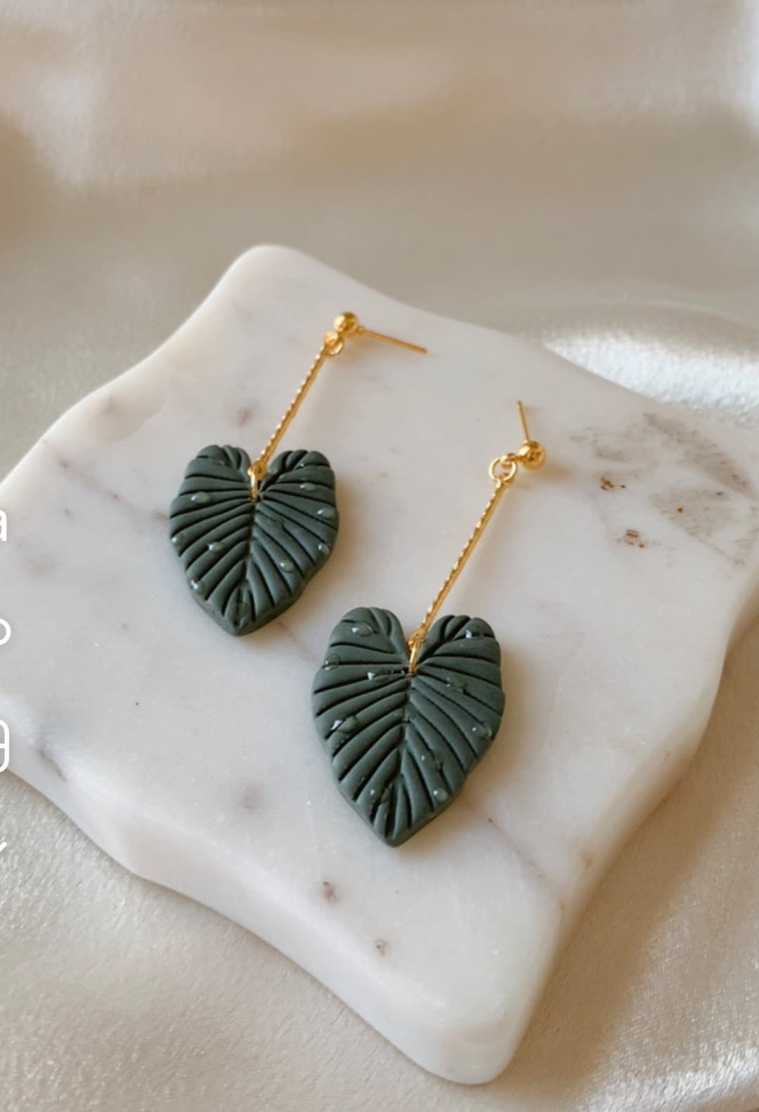Dark Green Sage Green Emerald Green Forest Green Leaf Green Philodendron Monstera Dangle ...