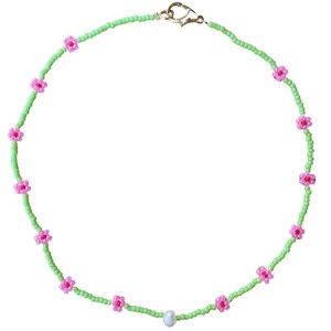 Multicolored beaded flower necklace with pearl