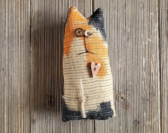 Calico cat, small stuffed cat, tri colored kitten ,small shelf sitter cat, primitive cat, cat lover decor, cat shelf tuck, kitten