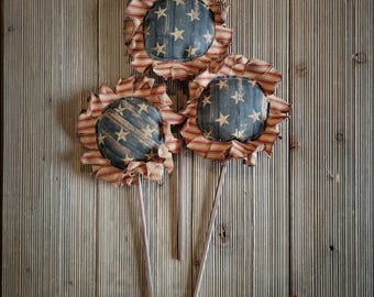 Primitive Sunflower,Patriotic Primitive,Patriotic grungy sunflowers,bundle of 3 sunflowers,primitive decor,patriotic decor,Americana decor