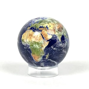 Blue Marble Earth Globe - 3.1, 12 Magnetic Tiles