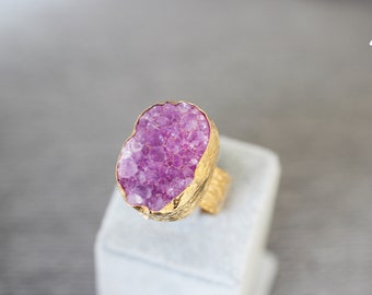 Handmade Jewelry Cocktail Ring . Size 7 . Druzy Ring . Drusy Ring . Pink Drusy Ring . Drusy Jewelry .