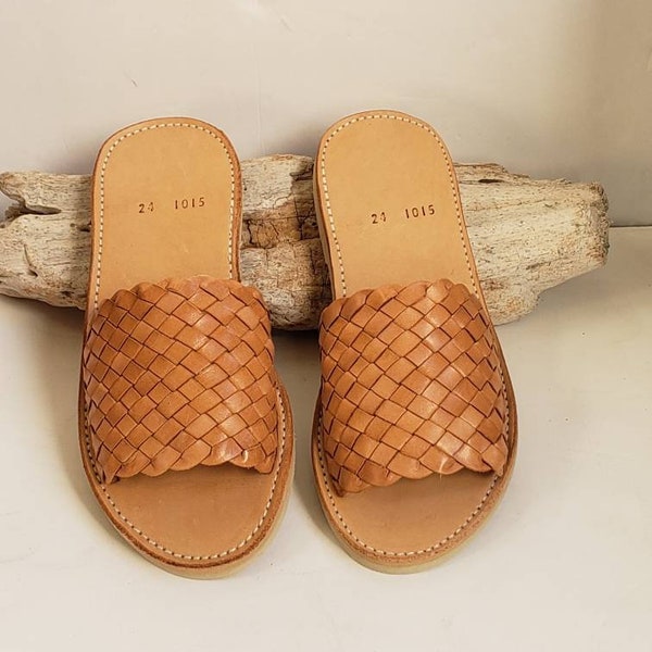 Tan Leather Sandal for Woman, Woven Sandals Natural Leather, Leather Mexican Huarache, Native Sandals, boho Sandals, tan Huarache