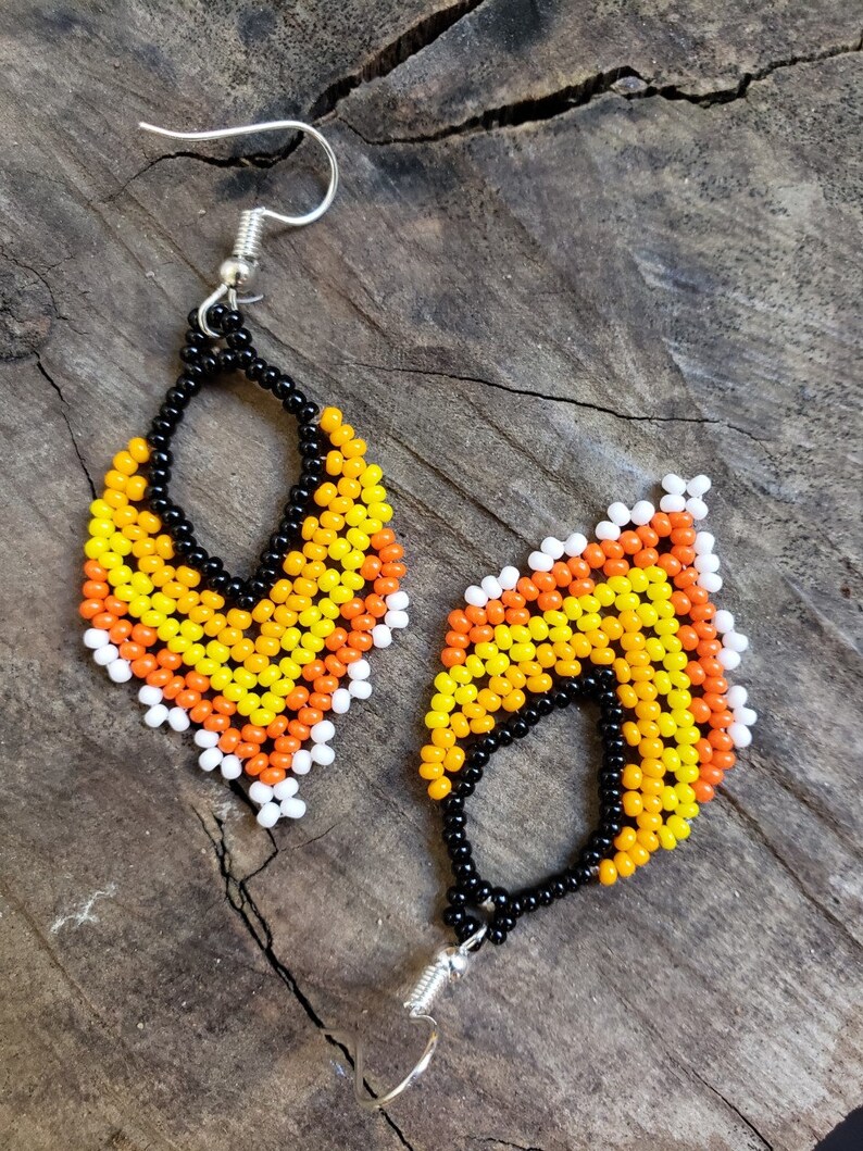 Artesania Huichol Colorful Earrings Rhombus earrings Beaded Earrings Native Earrings Mexican Earrings Boho Earrings Woman earrings