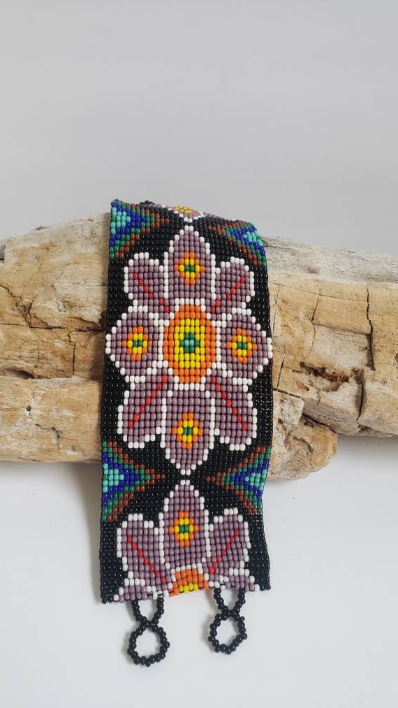 Mexican Bracelet Deer Bracelet Ethnic Bracelet Boho Bracelet Handcrafted Peyote bracelet Native Jewelry Unisex Rose Flower Bracelet