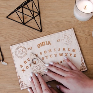 Ouija board wood, Ouija board rustic, Wood spirit board, Ouija board set, Spirit board and planchette, Wooden ouija board with planchette