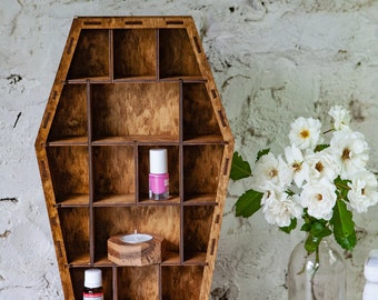 Kistyllor, Goth hylldekor, Kristallhylla, Minikristalldisplay, Kisteinredning, Kistadekor, Kistadekoration, Kistaformad hylla