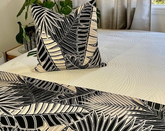 Black and Creme Tropical Palm Leaf Bed Runner, Cotton Bark Cloth Home Decor