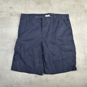 Szorty cargo Vintage Izod w kolorze niebieskim - M/L