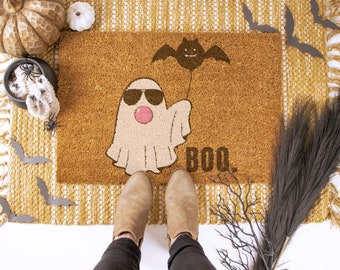 Ghost Halloween Doormat, Cute Ghost Boo Welcome Mat for Front Porch, Halloween Porch Decor Fall Coir Doormat, Ghost Front Door Funny Doormat