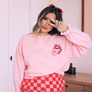 Galentines Day Sweatshirt for Valentines Day Gift | Anti Valentines Day Shirt Galentines Day Gift for Best Friend Retro Vday Crewneck xoxo