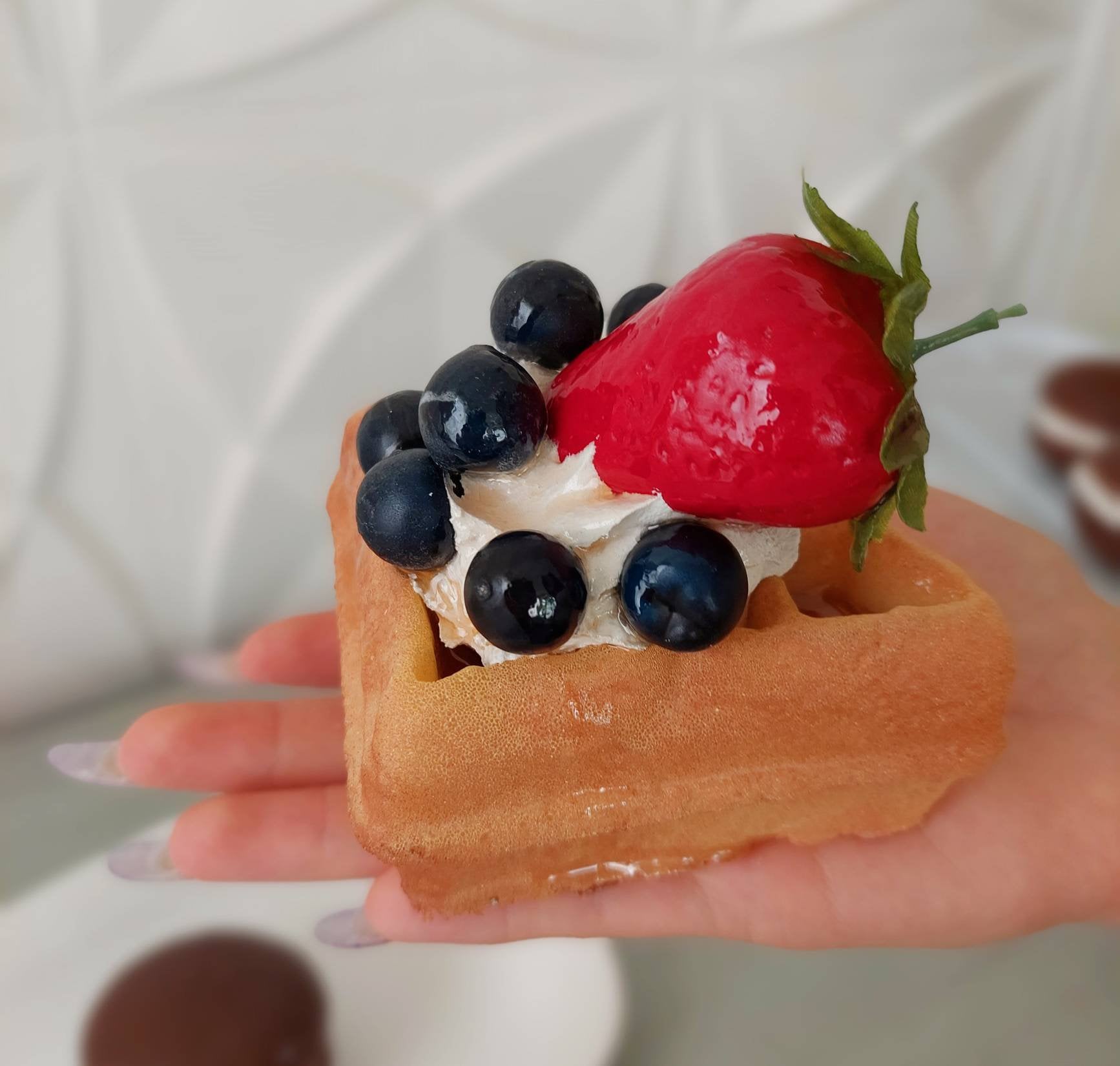 vaporwaffle fake