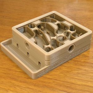 Medium Carpenter Ant Nest Kit – 3D-Printed PETG Formicarium with Sidewall Humidification GEN 2