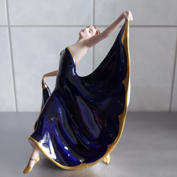 Figura de porcelana-~Royal Dux Alemania-~Art Deco-~Bailarina-~hasta 1947-~