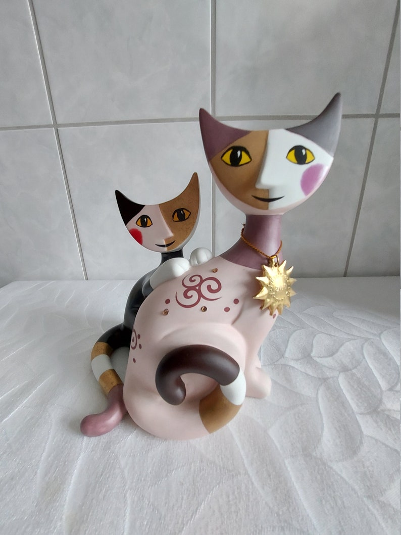 Goebel Porcelain Figure shops Rosina Wachtmeister Annual Cat 2010-Luana e Emanuelle-