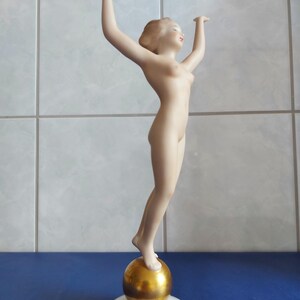 Porcelain figure-~Wallendorf-~dancer-~nude-~Fortuna on ball-~design:Kurt Steiner