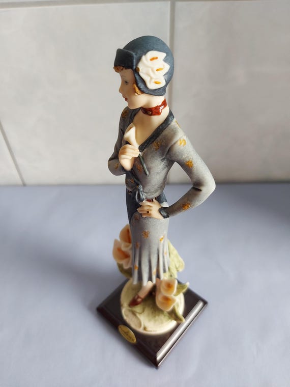 フローレンス/ジュゼッペ・アルマーニ フィギュア フィギュリン