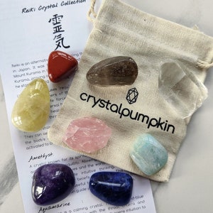 Zestaw kryształów Reiki - 8 pięknych kryształowych kamieni szlachetnych naładowanych reiki z ulotką informacyjną i torbą. Wysoka jakość, etyczne źródło
