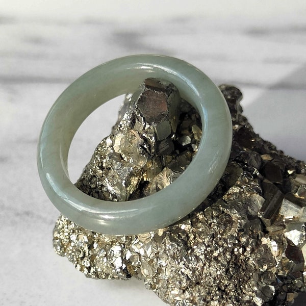 Jade Ring Edelstein Ring. Heilstein Ring. Kristall Edelstein Grüner Ring Glück Echter Jadeit Ring. Stein Ring. Burmese Jade Schmal