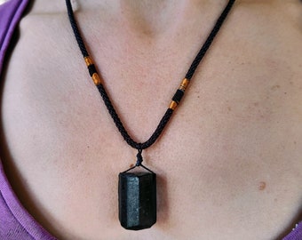 Collar de turmalina negra en bruto: cordón ajustable, piedra protectora