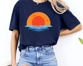 Camiseta con estampado retro de rayos de sol al atardecer, camiseta con estampado ondulado de sol.