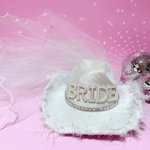 Bride Cowgirl Hat with Veil, Hen Party Bride Gift, Bride Cow Girl Hat Bridal Shower, Bride To Be, Bachelorette Party, Last Disco BRIDE Pearl Veil