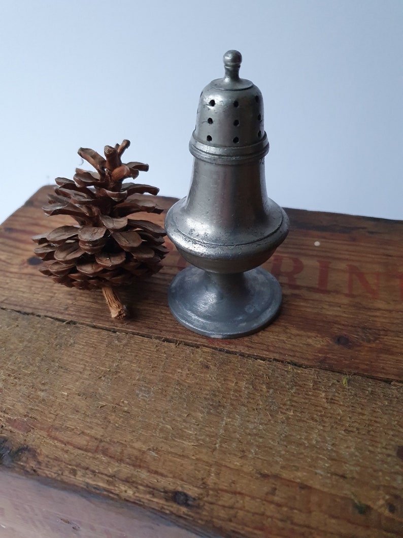 Antique Georgian pewter sugar or pepper shaker condiment pot