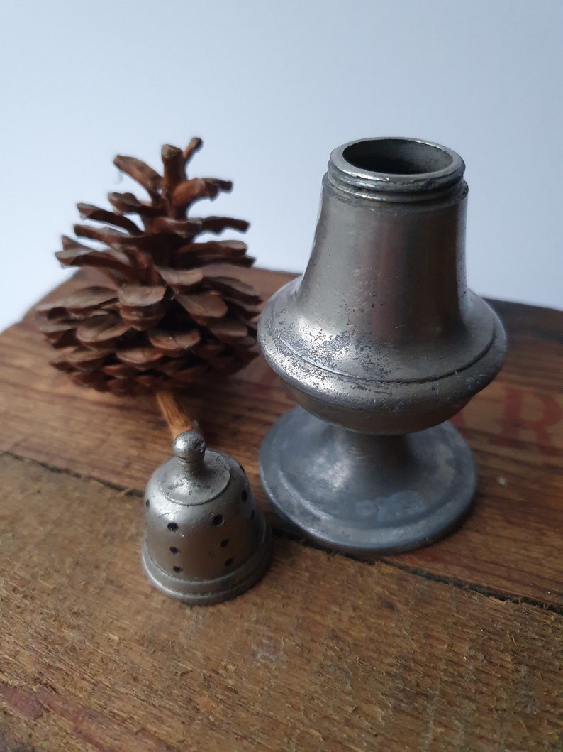 Antique Georgian pewter sugar or pepper shaker condiment pot