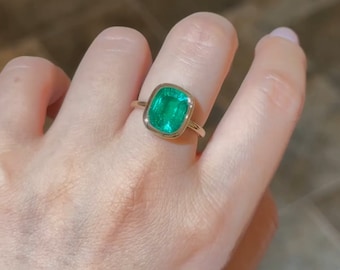 Solitaire Diamond Ring, Emerald Ring, Green Sapphire Ring, Bezel Set Ring, Cushion Cut Diamond Engagement Ring, Anniversary Gift, 14k Gold